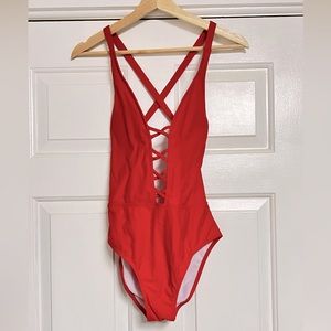Red one piece swimsuit criss cross strappy sexy rouched scrunch butt medium new